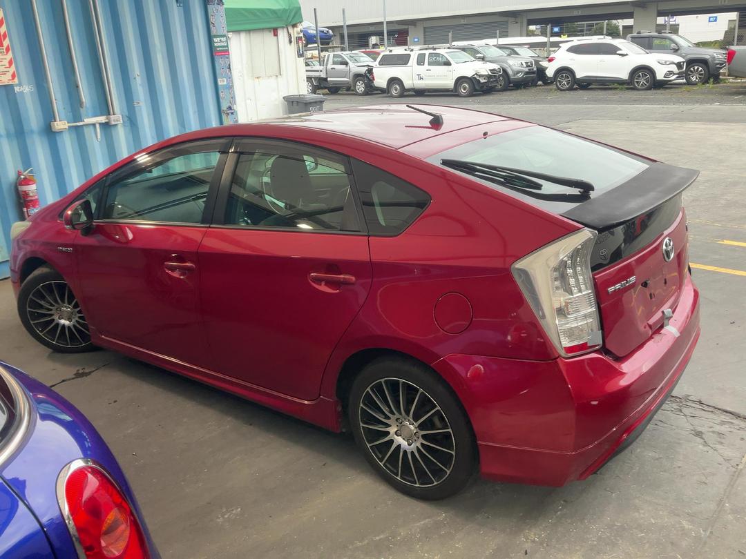 Photo '9' of Toyota Prius Photo '9' of Toyota Prius