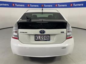 Photo '6' of Toyota Prius