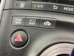 Photo '27' of Toyota Prius