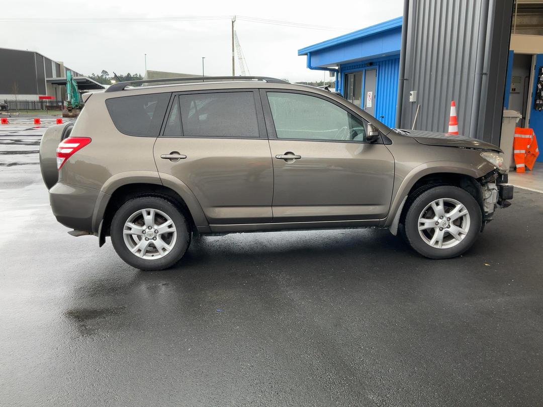 Photo '9' of Toyota Rav4 LTD Photo '9' of Toyota Rav4 LTD