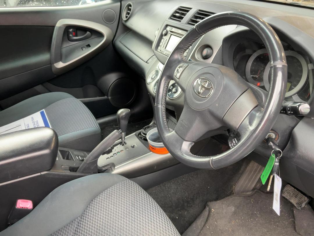Photo '15' of Toyota Rav4 LTD Photo '15' of Toyota Rav4 LTD