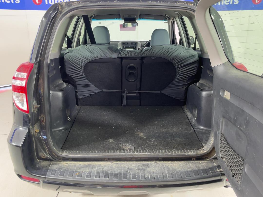 Photo '12' of Toyota Rav4 Photo '12' of Toyota Rav4