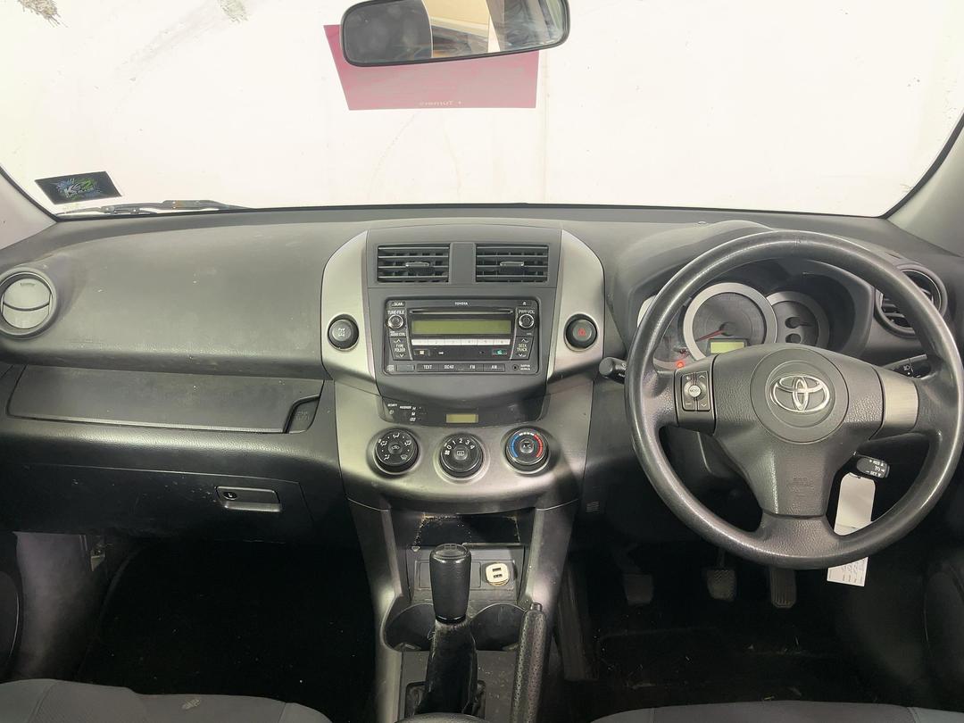 Photo '15' of Toyota Rav4 Photo '15' of Toyota Rav4