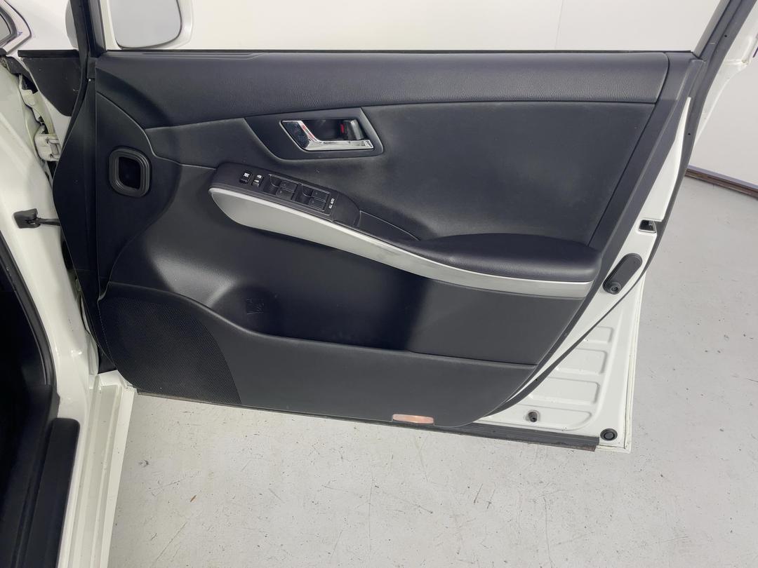 Photo '15' of Toyota SAI