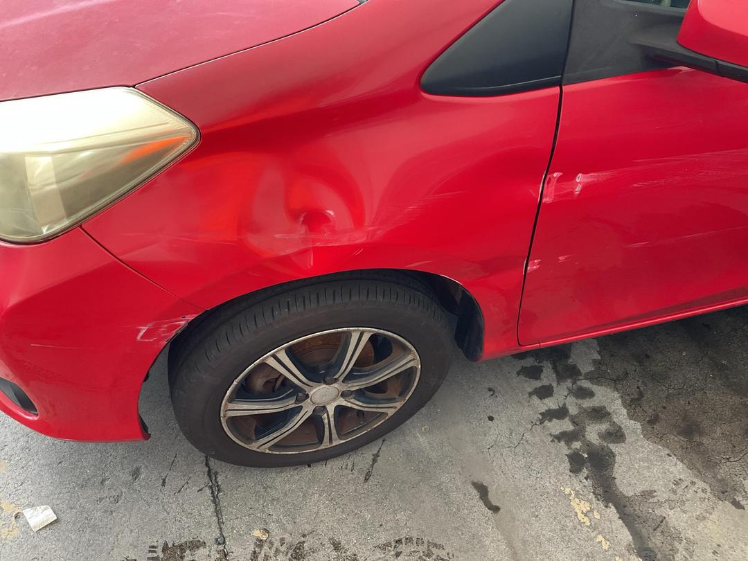 Photo '8' of Toyota Vitz