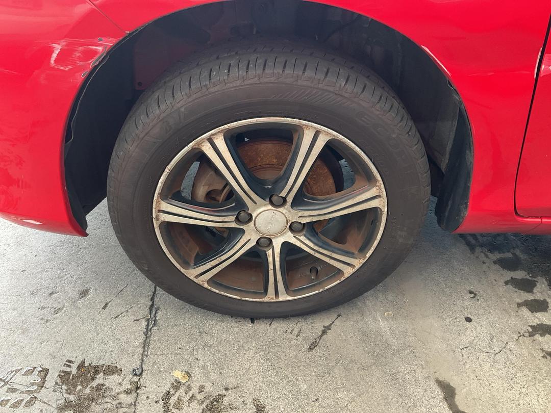 Photo '7' of Toyota Vitz