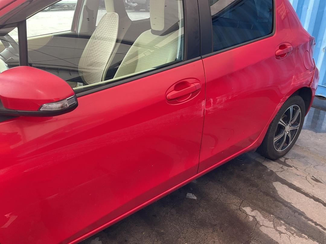 Photo '9' of Toyota Vitz