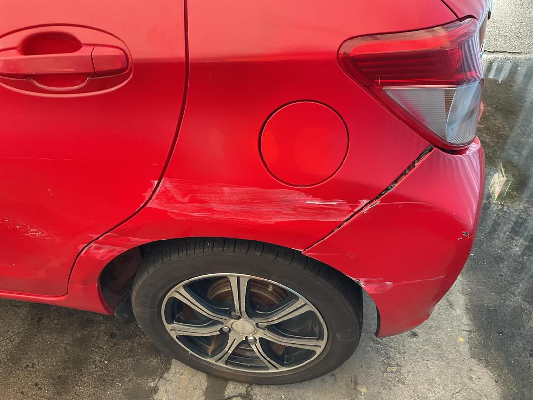 Photo '11' of Toyota Vitz