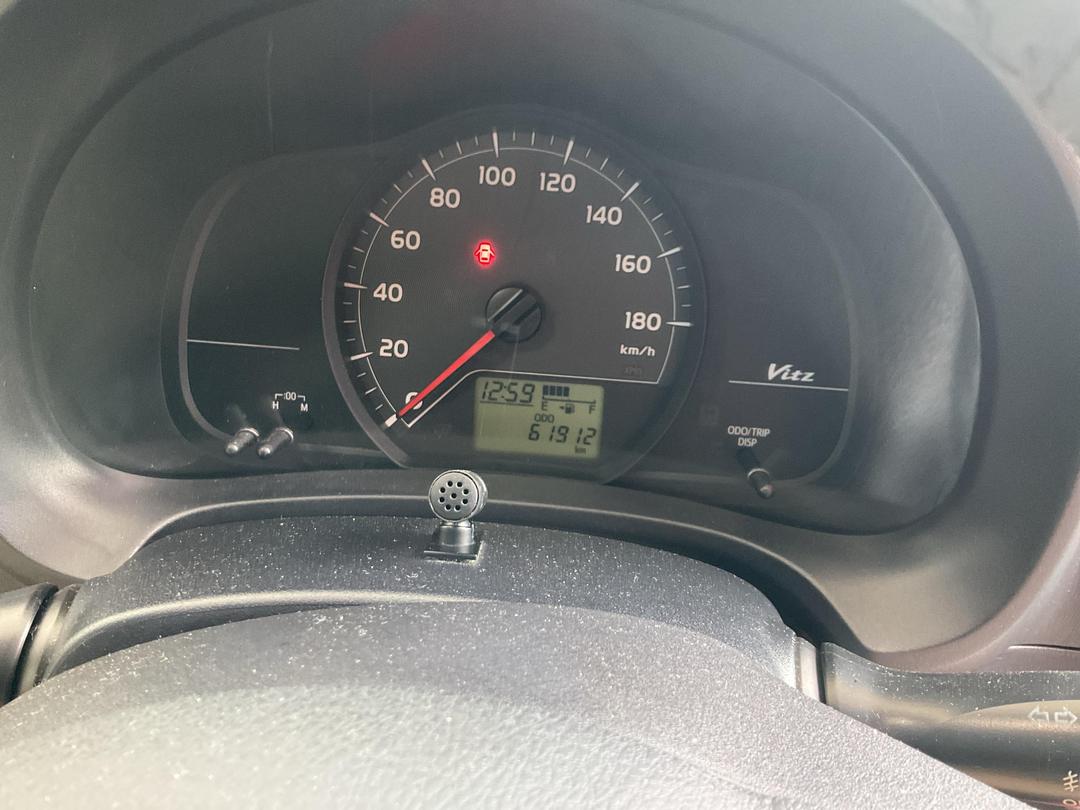 Photo '22' of Toyota Vitz