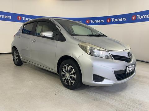 Image of 2011 Toyota Vitz