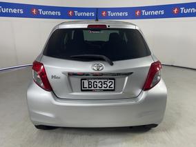 Photo '6' of Toyota Vitz