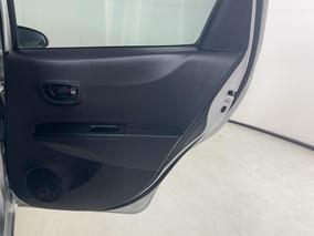Photo '19' of Toyota Vitz