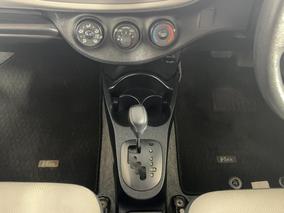 Photo '18' of Toyota Vitz