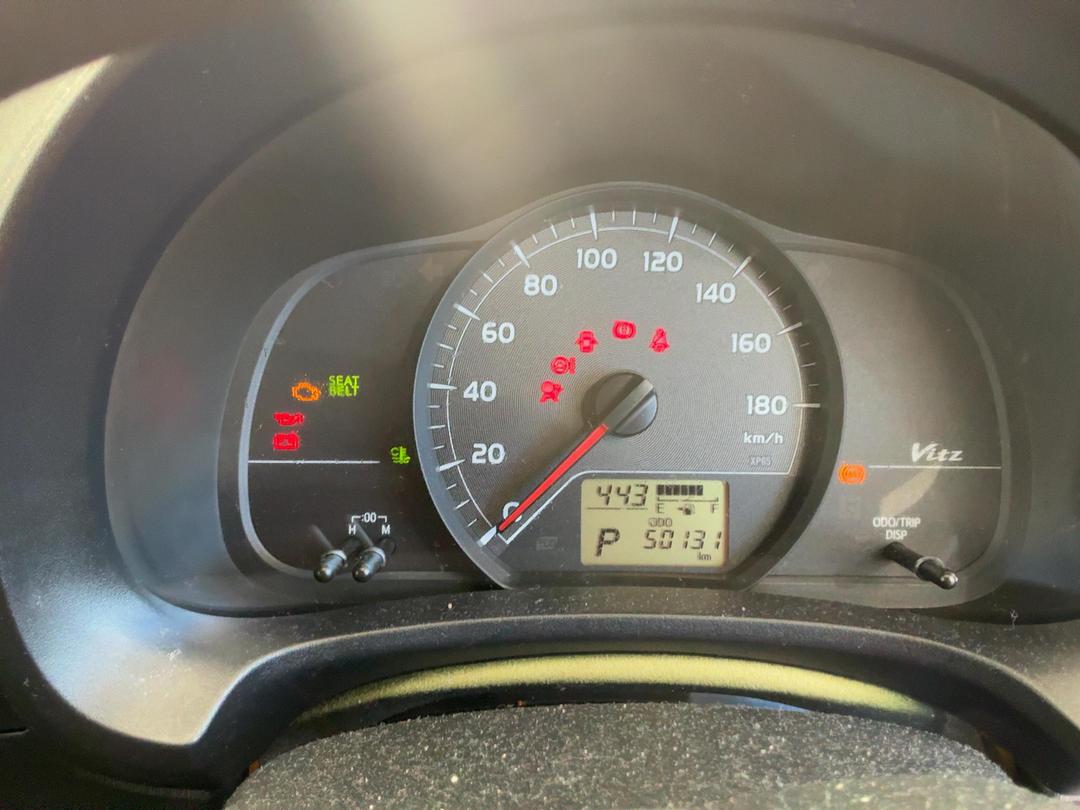 Photo '9' of Toyota Vitz Photo '9' of Toyota Vitz