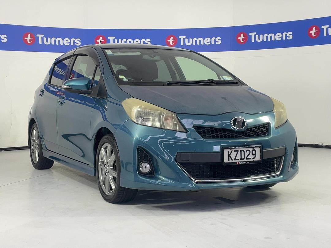 Photo '1' of Toyota Vitz