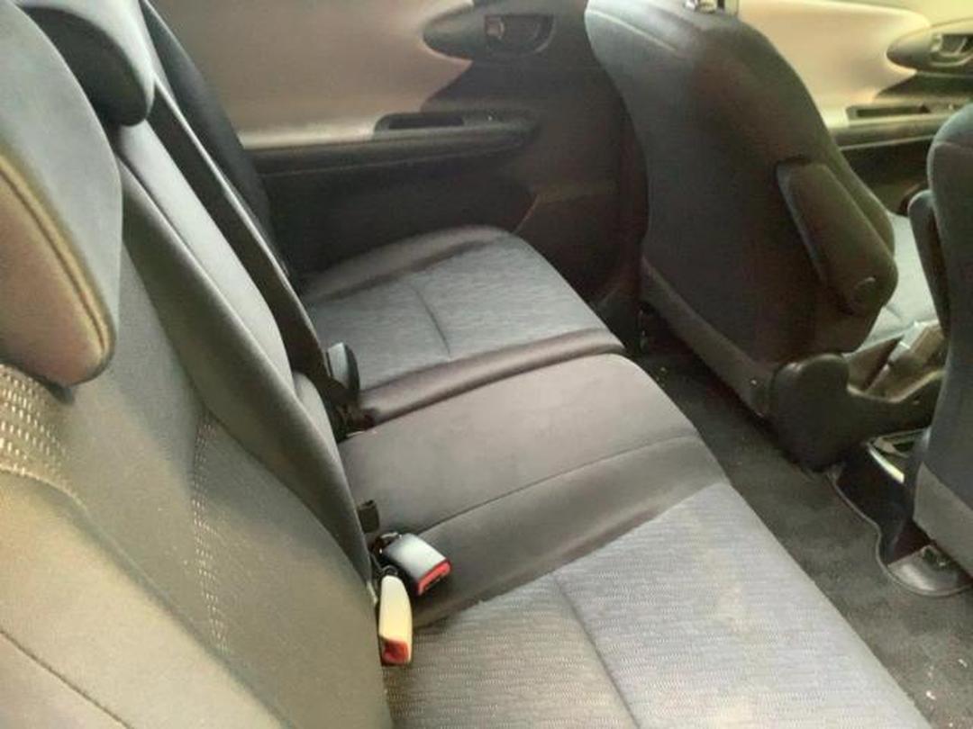 Photo '11' of Toyota Wish