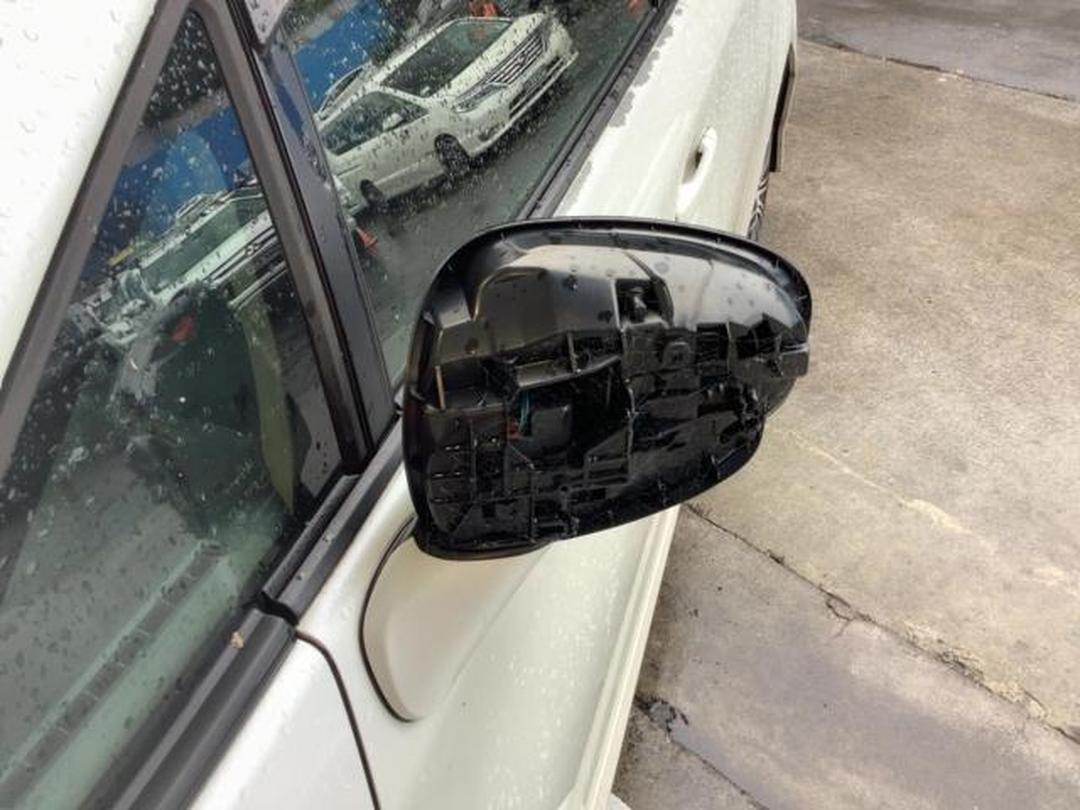 Photo '16' of Toyota Wish