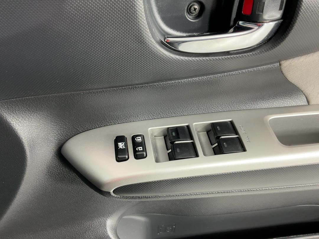 Photo '24' of Toyota Wish