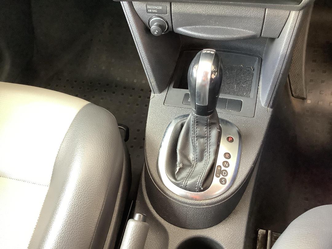 Photo '15' of Volkswagen Caddy Maxi Kombi