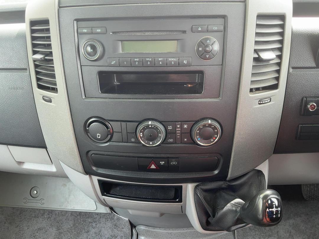 Photo '14' of Volkswagen Crafter 50 SCC LWB 100 6SM Motorhome