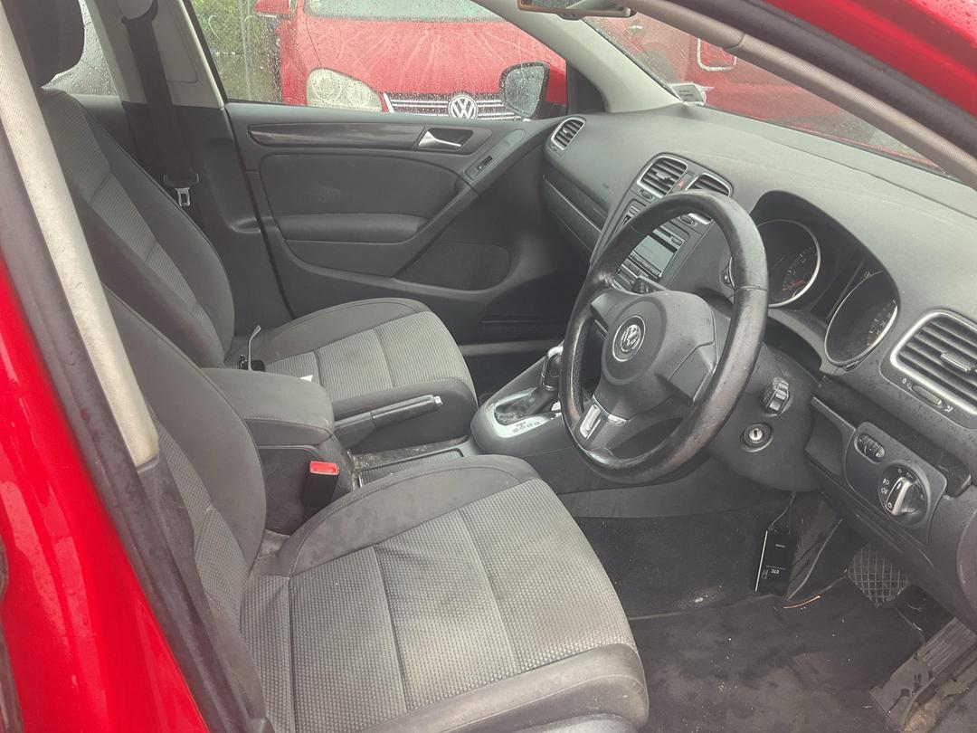 Photo '7' of Volkswagen Golf