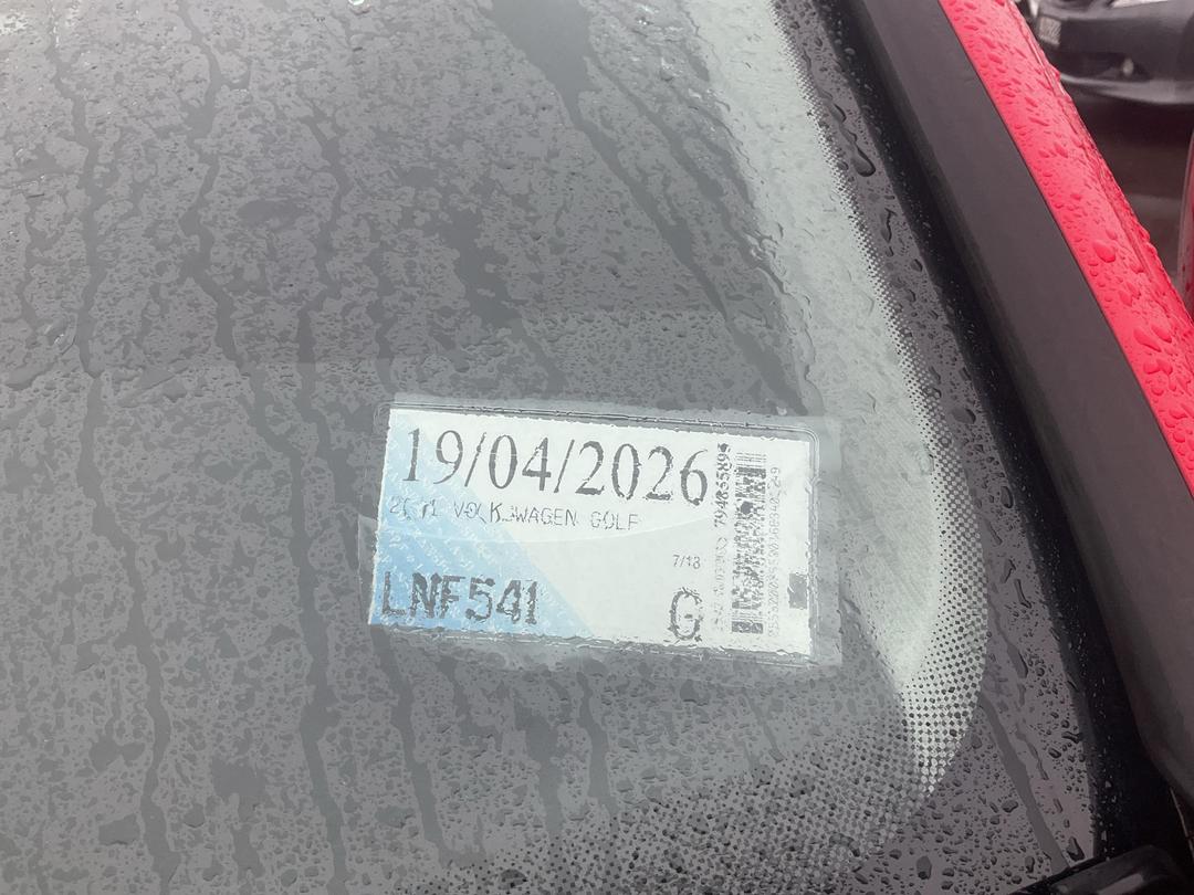 Photo '16' of Volkswagen Golf