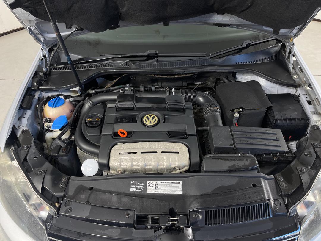 Photo '13' of Volkswagen Golf