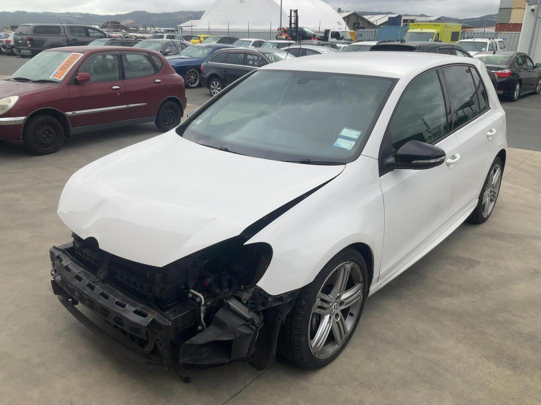 Photo '3' of Volkswagen Golf R