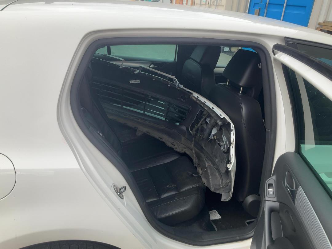 Photo '7' of Volkswagen Golf R