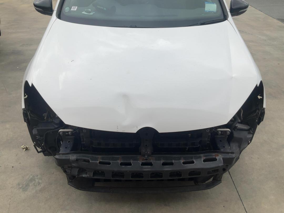 Photo '17' of Volkswagen Golf R