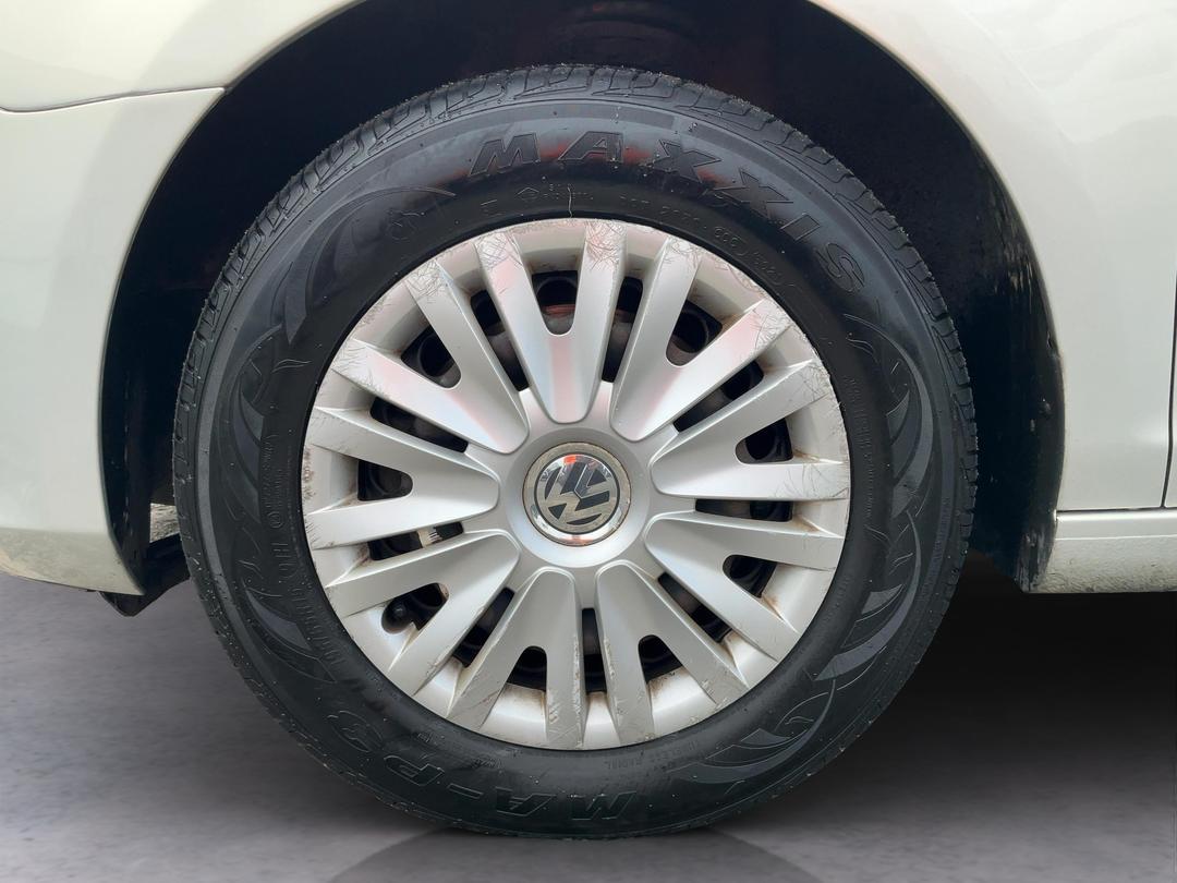 Photo '10' of Volkswagen Golf
