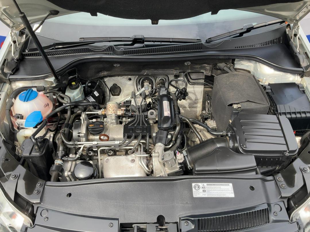 Photo '13' of Volkswagen Golf