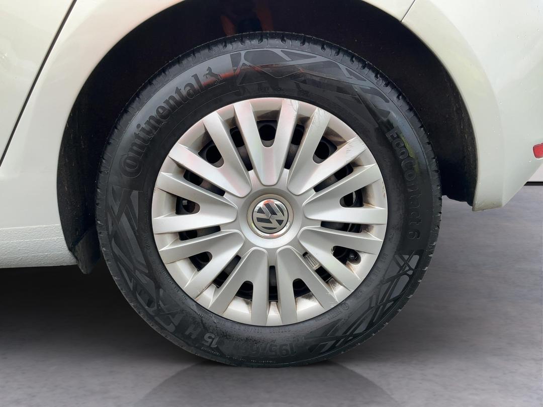 Photo '11' of Volkswagen Golf