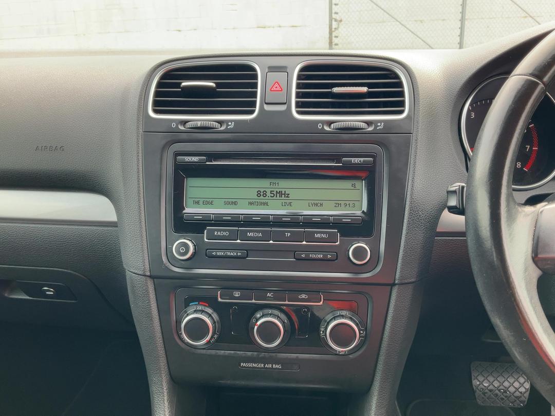 Photo '27' of Volkswagen Golf