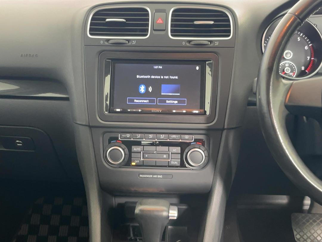 Photo '18' of Volkswagen Golf