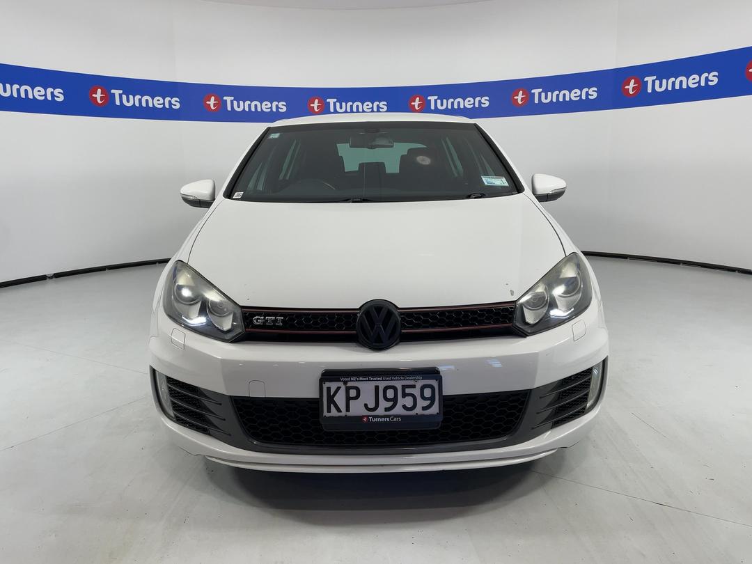 Photo '2' of Volkswagen Golf