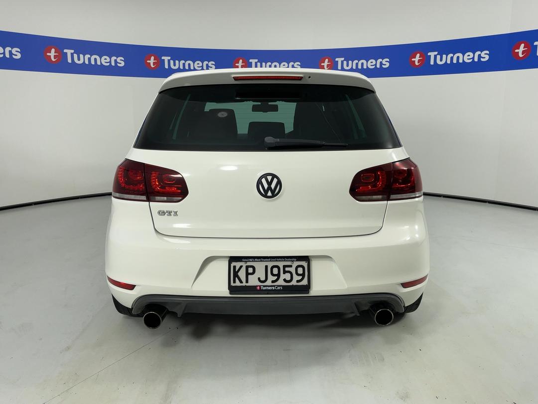 Photo '6' of Volkswagen Golf