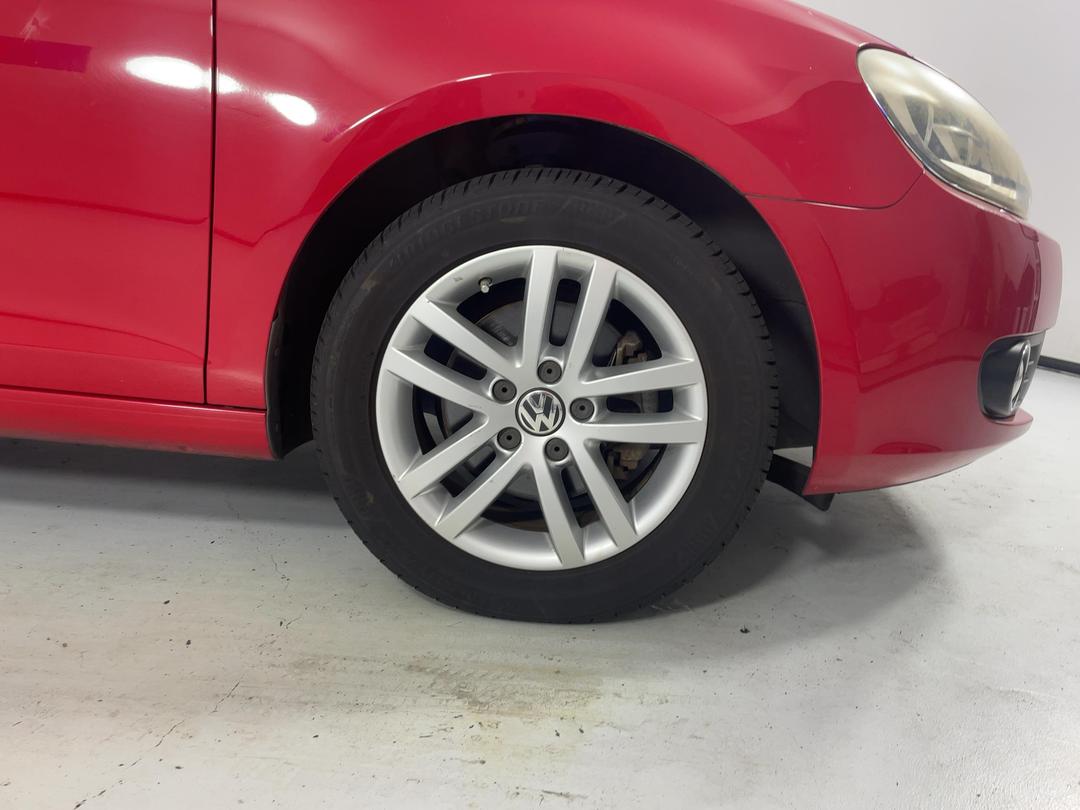 Photo '9' of Volkswagen Golf