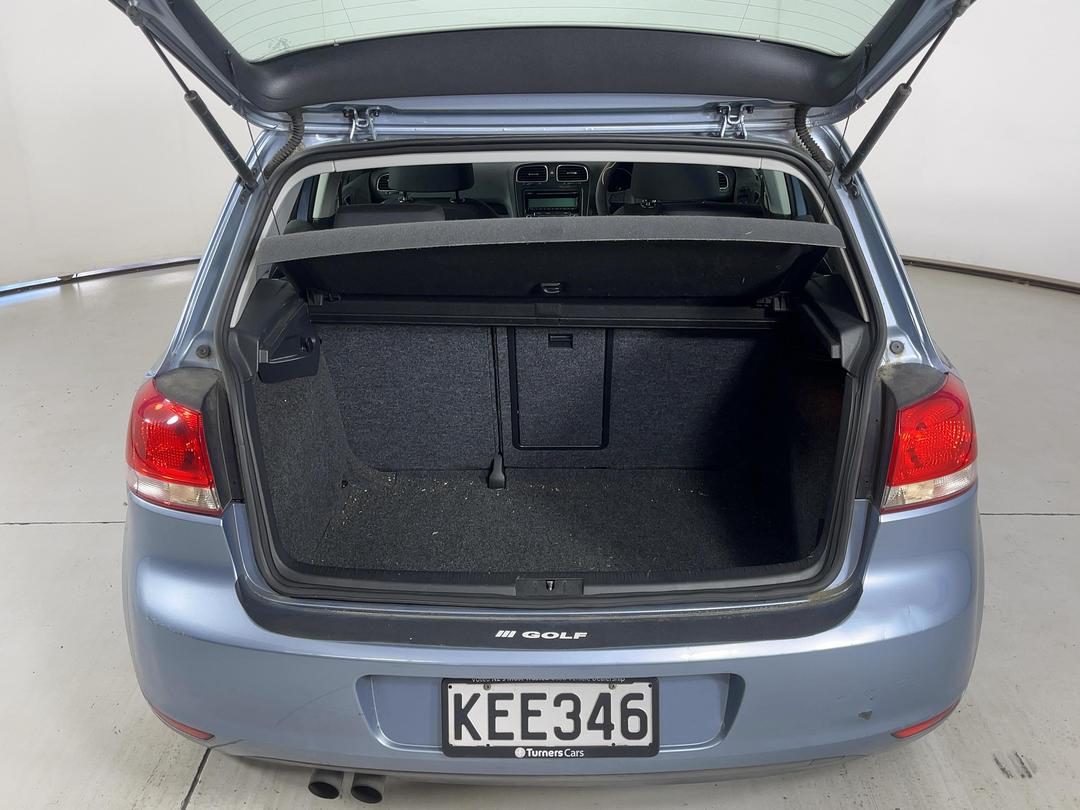 Photo '12' of Volkswagen Golf 1.4 90KW