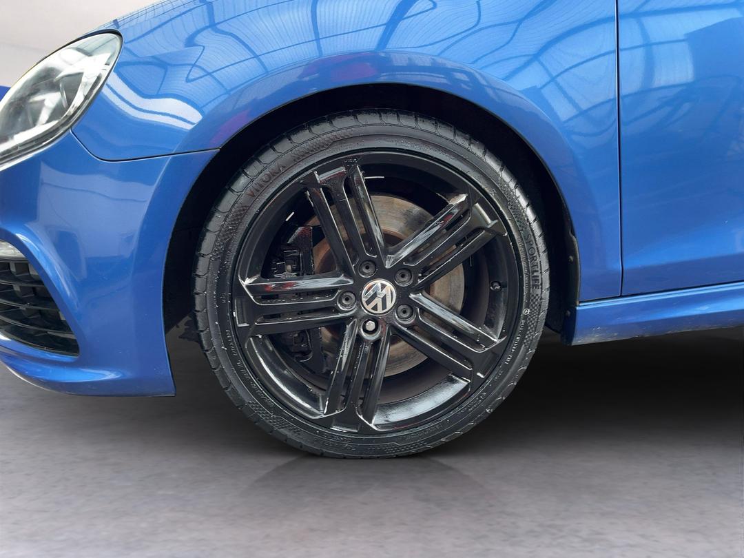 Photo '10' of Volkswagen Golf