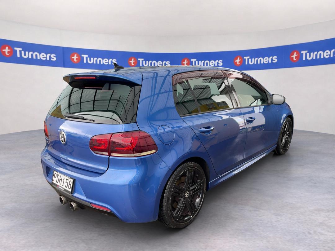 Photo '7' of Volkswagen Golf