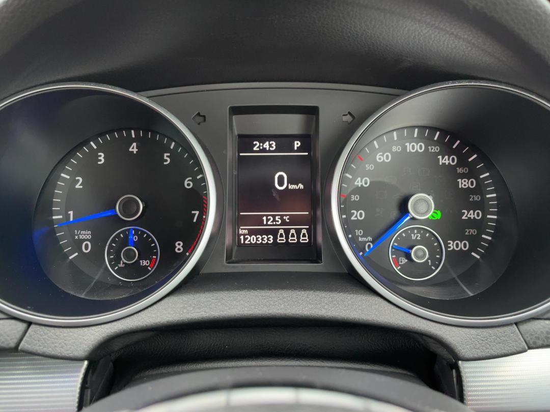 Photo '21' of Volkswagen Golf