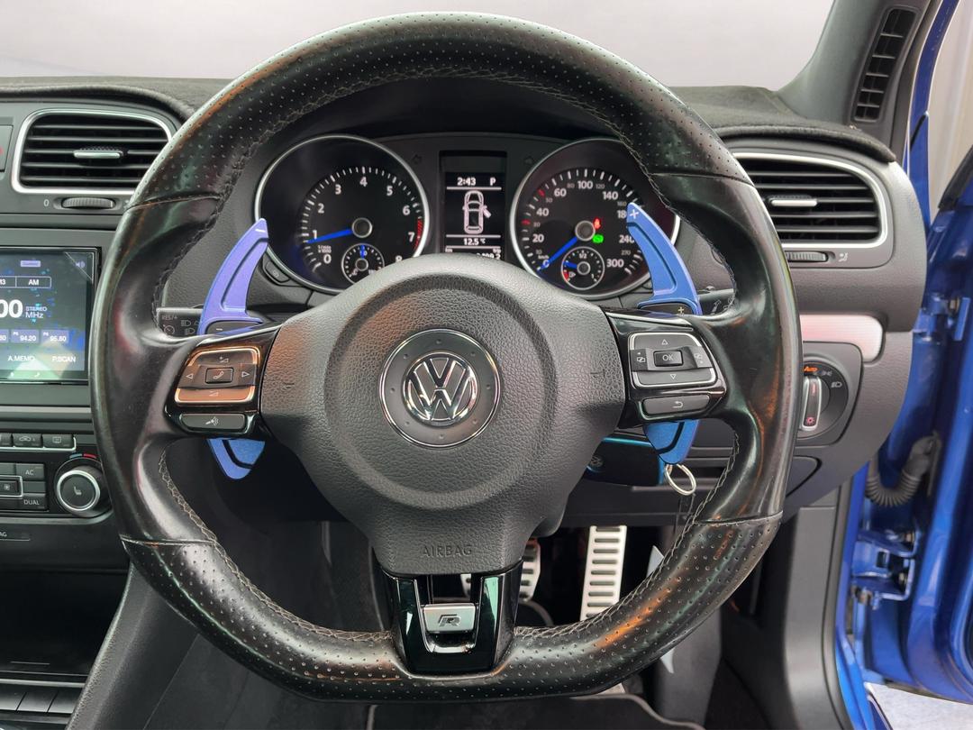 Photo '25' of Volkswagen Golf