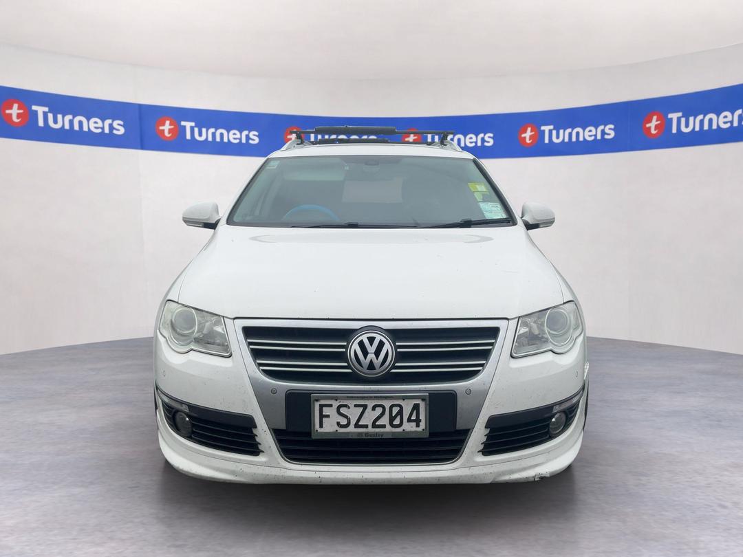 Photo '2' of Volkswagen Passat VAR TDI 125KW SL Photo '2' of Volkswagen Passat VAR TDI 125KW SL