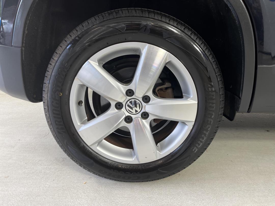 Photo '12' of Volkswagen Tiguan