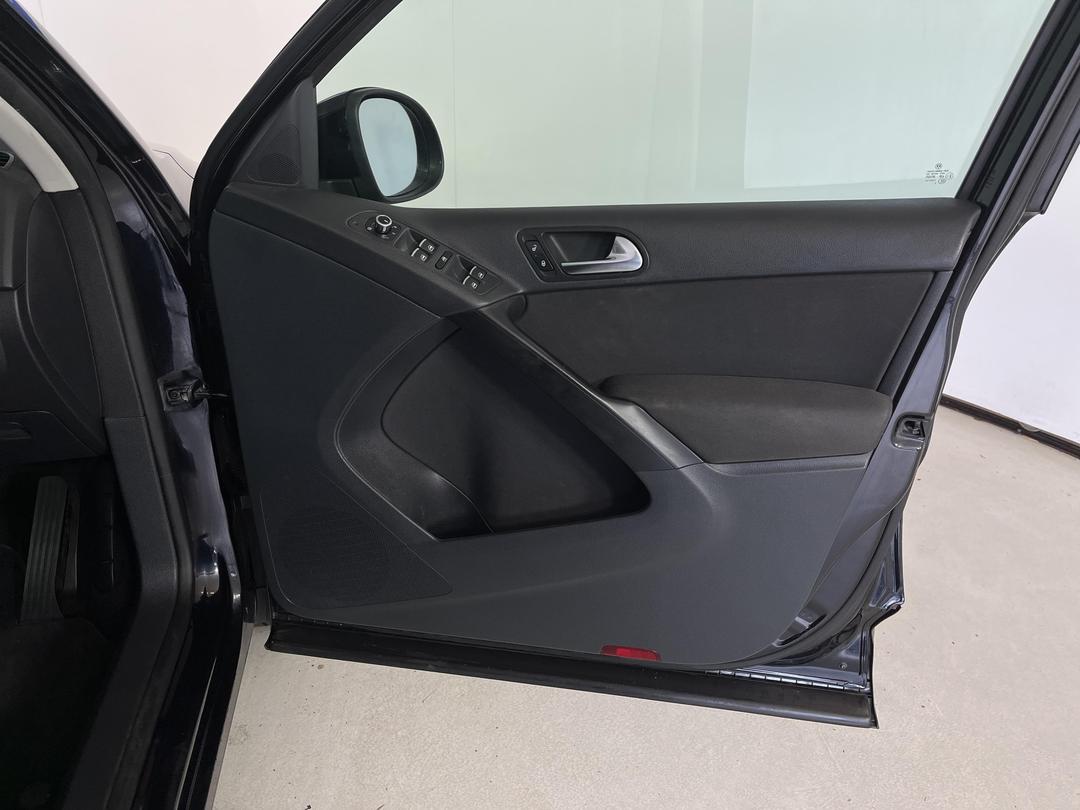 Photo '15' of Volkswagen Tiguan