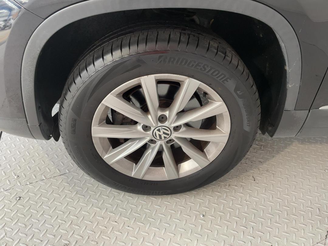Photo '10' of Volkswagen Tiguan