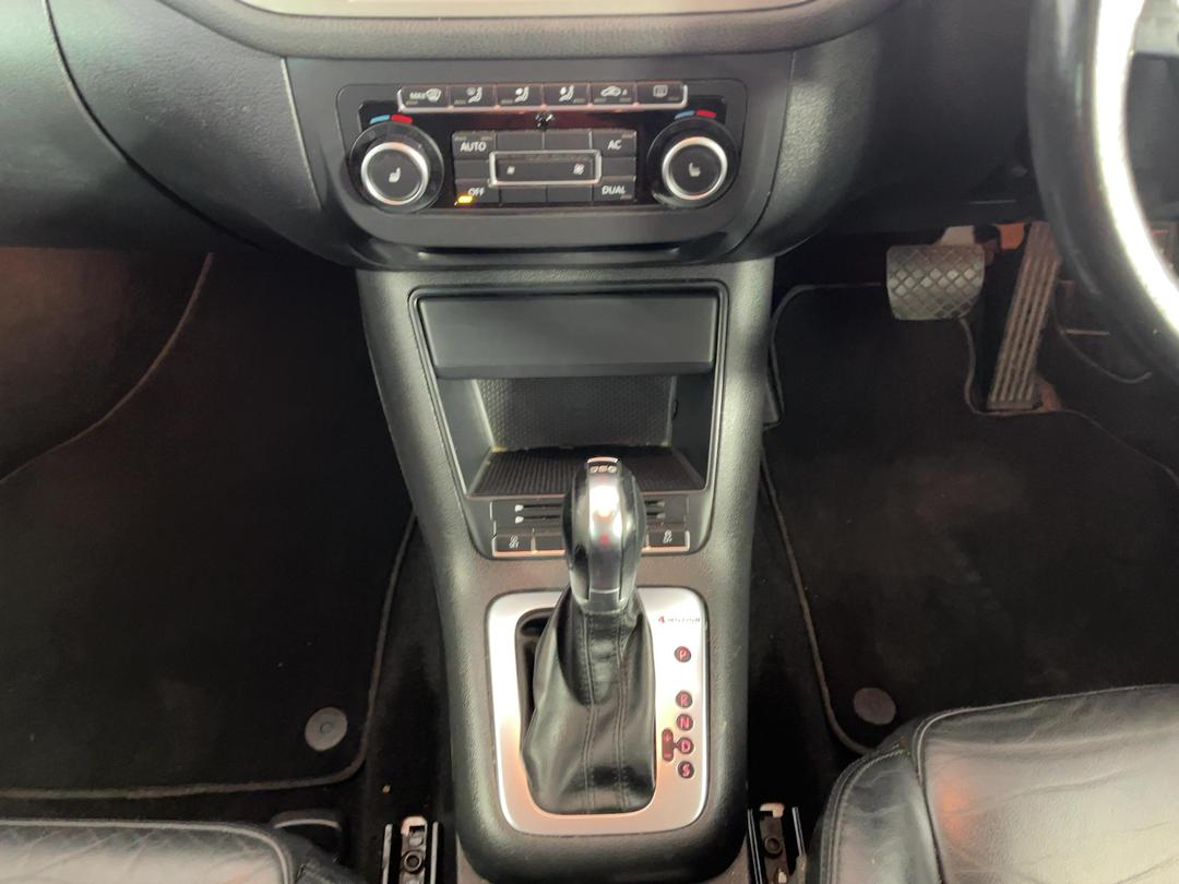 Photo '16' of Volkswagen Tiguan TDI 103KW Photo '16' of Volkswagen Tiguan TDI 103KW