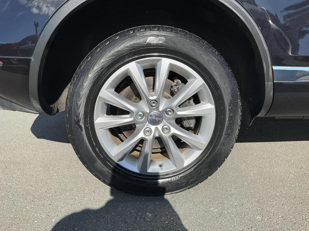 Photo '12' of Volkswagen Touareg