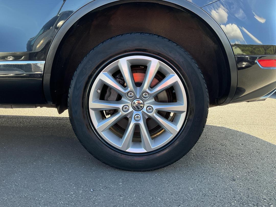 Photo '11' of Volkswagen Touareg